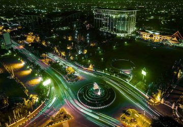 Regar dan Motor Listriknya, Sanggupkan Kota Bertuah Berubah?