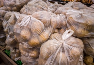 Naik Hingga 150 Persen, Harga Kantong Plastik Mulai Pukul Saku Masyarakat Indonesia