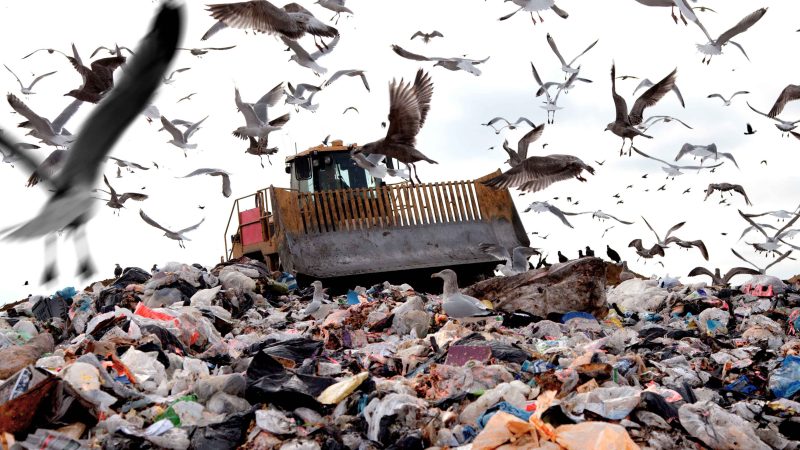 PENDAPAT — Open Dumping Sampah Ancam Bencana, Apa Solusinya?